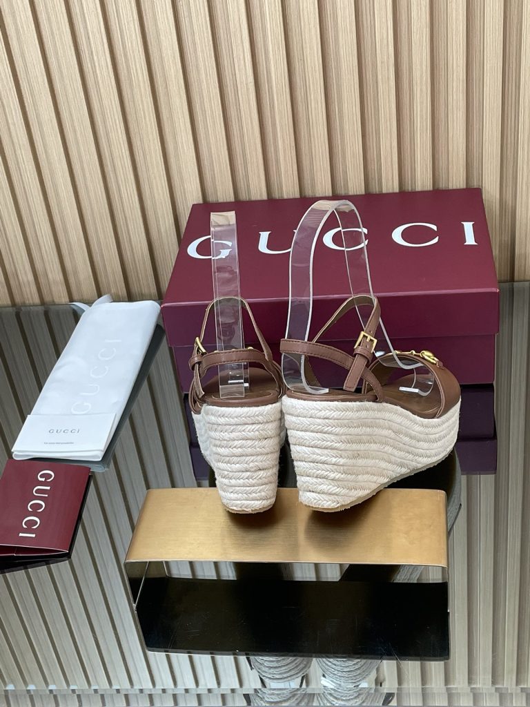 GUCCI グッチ フラットシューズ 本革 軽量 ブラック - 画像 5