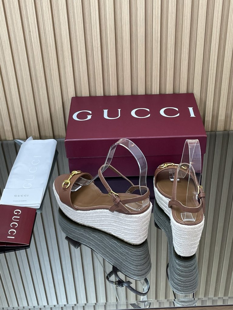 GUCCI グッチ フラットシューズ 本革 軽量 ブラック - 画像 6