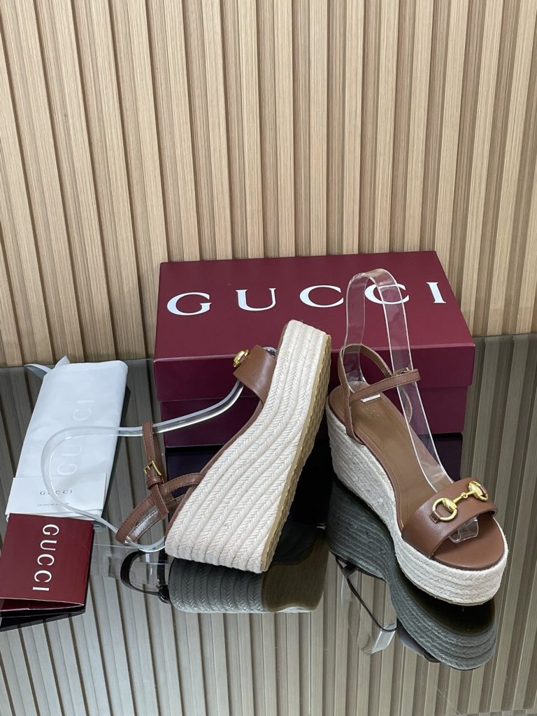GUCCI グッチ フラットシューズ 本革 軽量 ブラック - 画像 8