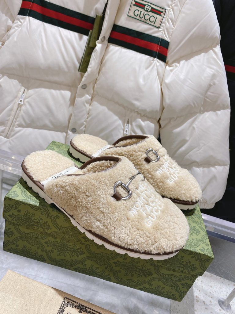 GUCCI グッチ フラットシューズ 本革 ベージュ 全1色 - 画像 2