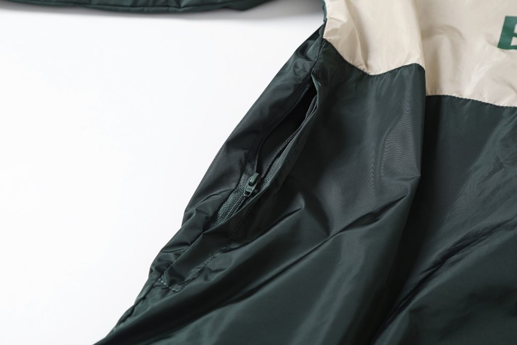 BALENCIAGA バレンシアガ フラップ付きパーカー メンズ ブラック - 画像 5