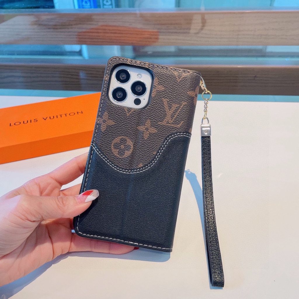 ルイヴィトン　Louis Vuitton　手帳型ケース　スマホケース　モノグラム　デニム　ハードロゴ　スマホカバー - 画像 3