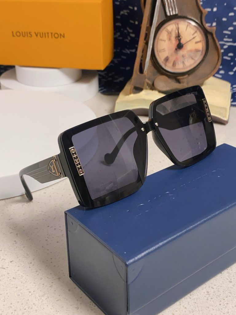 LOUIS VUITTON ルイヴィトン サングラス レディース 大ぶり フレーム キャンバス ブラック 多色展開 - 画像 2