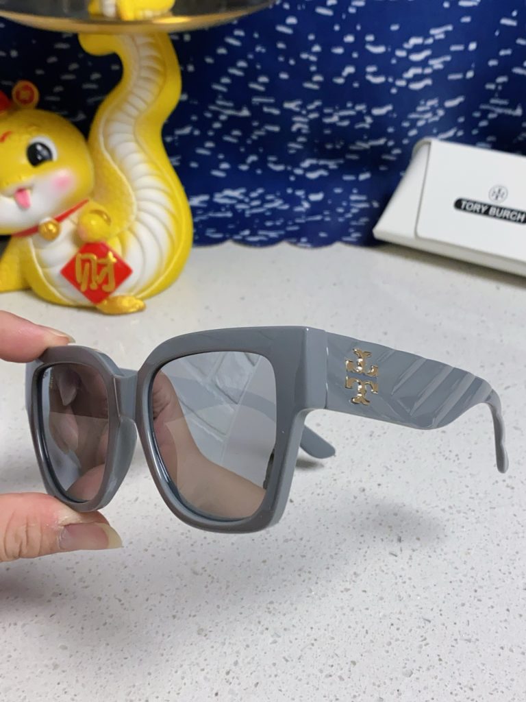 TORY BURCH トリー バーチ サングラス 大型フレーム ファッション レディース ブラック 多色展開 - 画像 8