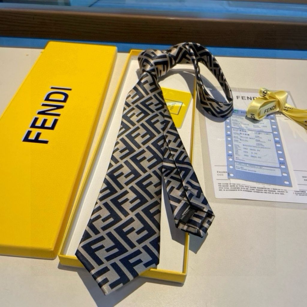 FENDI風 ネクタイ フェラガモ調 結婚式 ホスト 衣装 高級シルク調 光沢 ネイビー - 画像 7