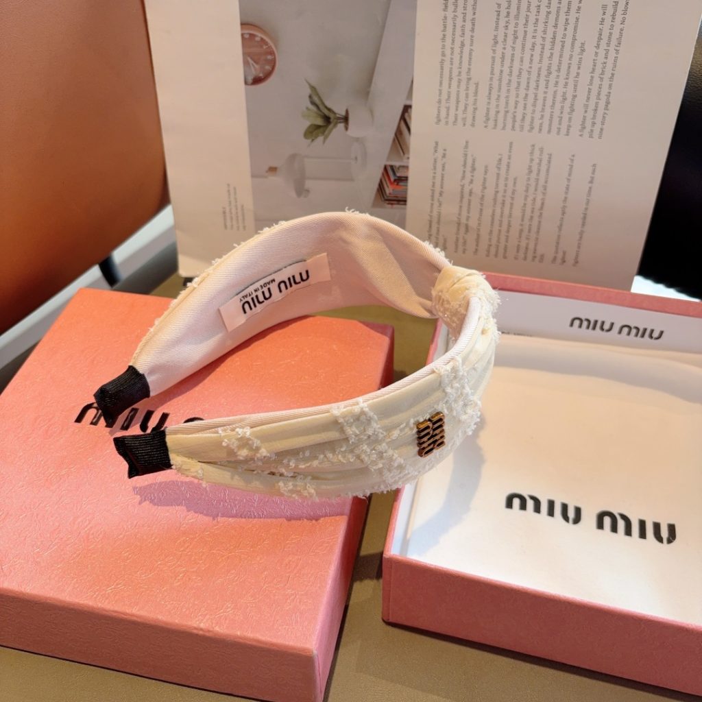 MIU MIU ミウミウ ヘッドバンド 本革 軽量 全2色 - 画像 7