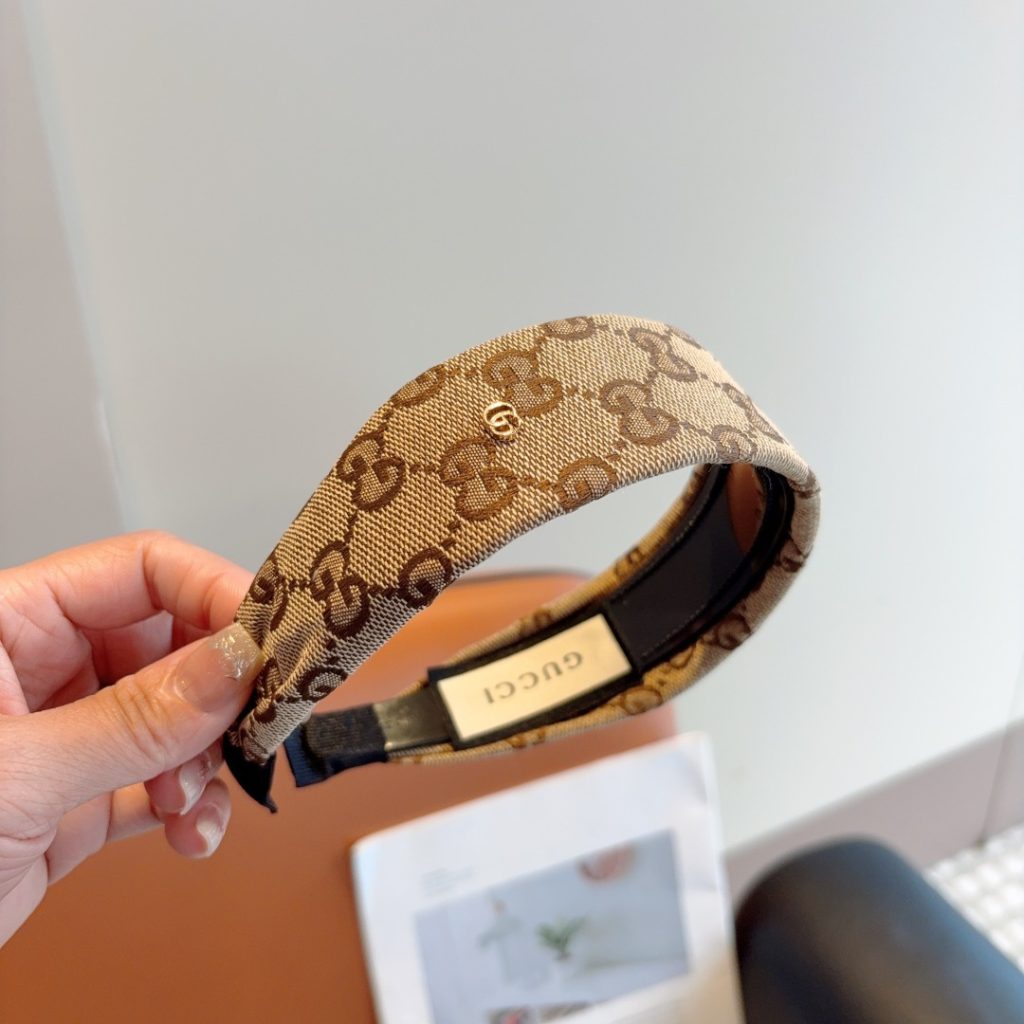GUCCI グッチ ヘアアクセサリー シルク ブランド ベージュ 全2色 - 画像 3