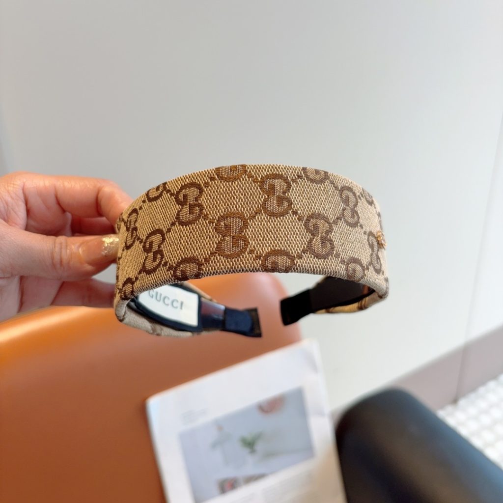 GUCCI グッチ ヘアアクセサリー シルク ブランド ベージュ 全2色 - 画像 5
