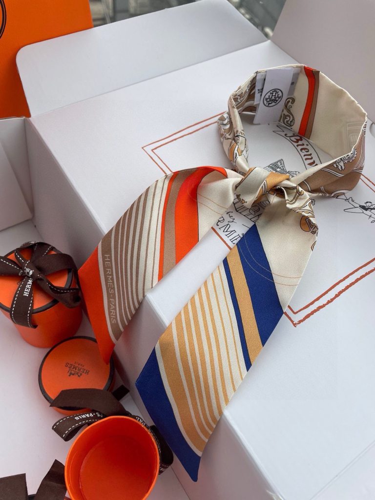 大人気 エルメス Hermes ツイリー スカーフ レディーススカーフ Twilly Scarf シンプル 4点 - 画像 7