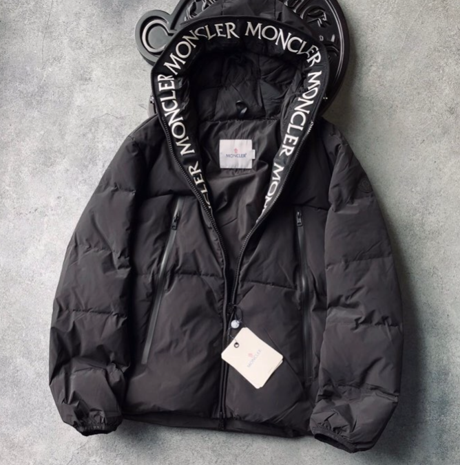 Moncler 秋冬限定! モンクレール 超レア人気MONTCLA ダウンジャケット Monclerの刺繍入り フード付き ダウンコート - 画像 2