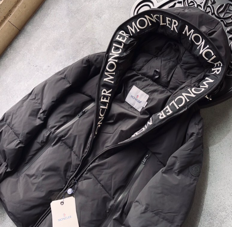 Moncler 秋冬限定! モンクレール 超レア人気MONTCLA ダウンジャケット Monclerの刺繍入り フード付き ダウンコート - 画像 3