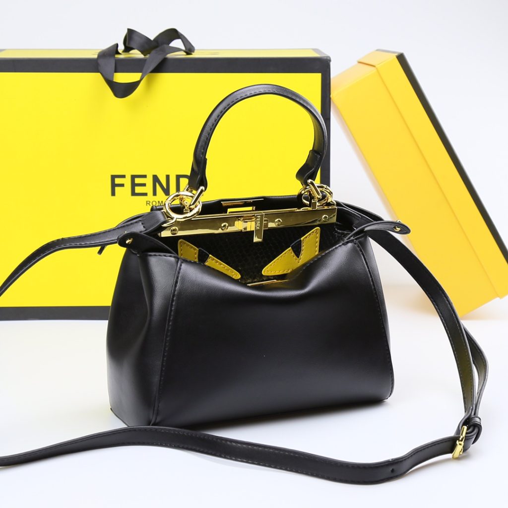 フェンディ　FENDI　モンスター　ピーカブー　2way　ショルダー バッグ　ハンドバッグ　Monster Peekaboo Bag 　斜め掛け　4色 - 画像 3