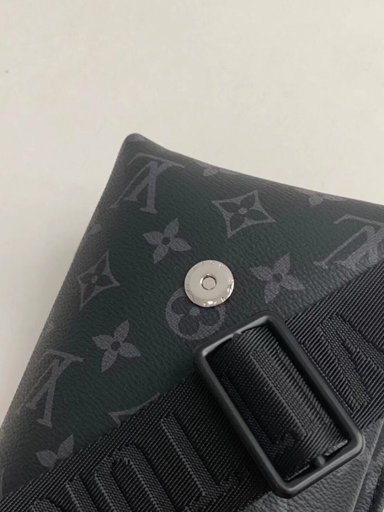 LOUIS VUITTON　ルイヴィトン　ソミュール・スリングバッグ 　ショルダーバッグ　メンズ　ウエストバッグ　モノグラム - 画像 7