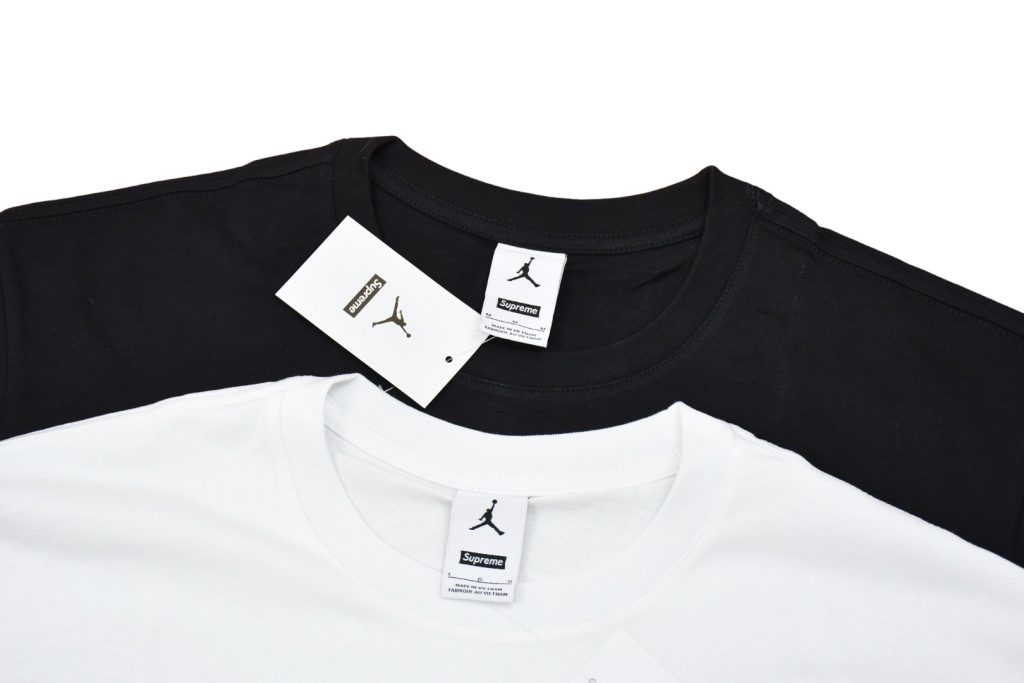 SUPREME スュプリーム オーバーサイズTシャツ ブラック ホワイト - 画像 3