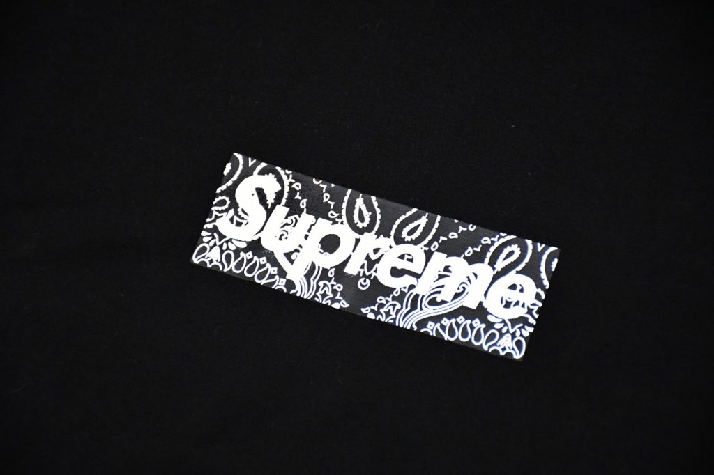 SUPREME スュプリーム バンダナボックスロゴTシャツ ブルーバンダナ ブラック 2色展開 - 画像 5
