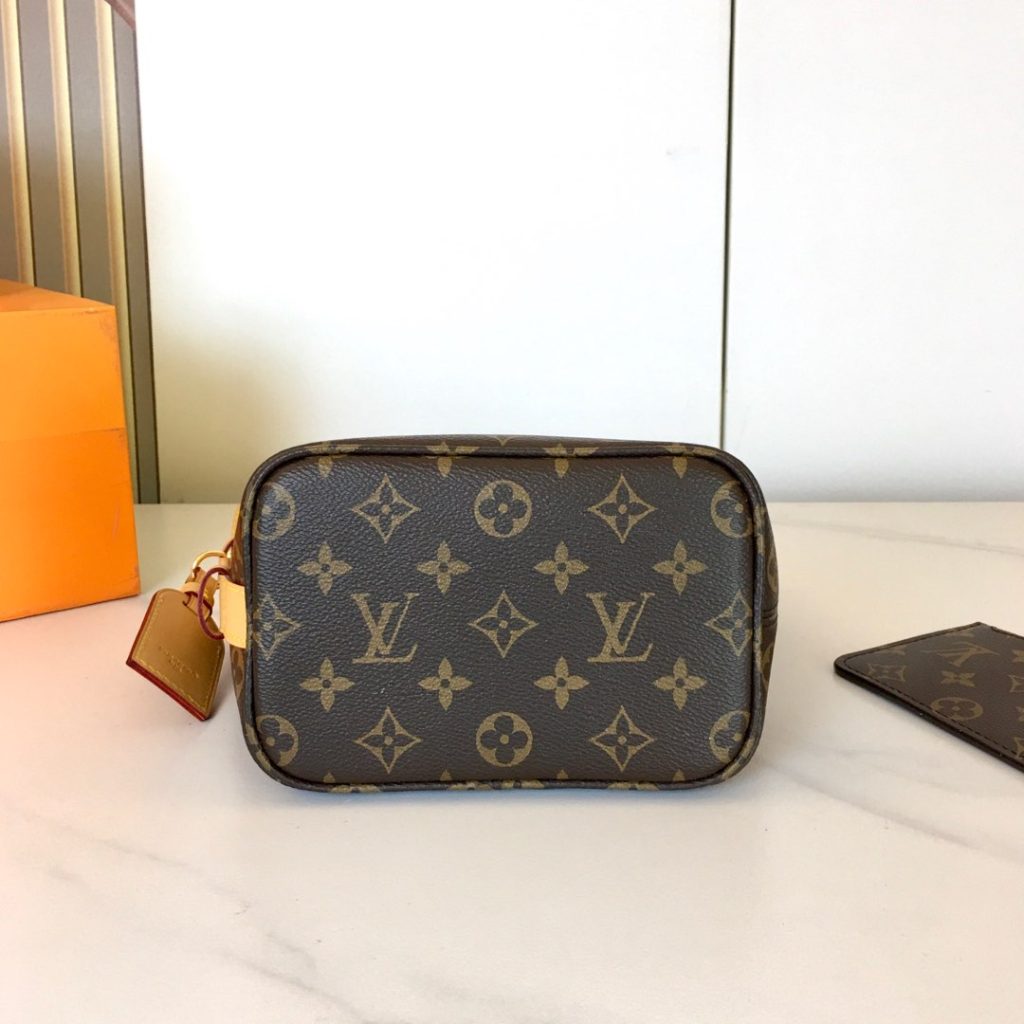 Louis Vuitton　ルイヴィトン　 オール・イン BB　ALL IN BB　レディースバッグ　ショルダーバッグ　ハンドバッグ　手提げバッグ　モノグラム - 画像 4