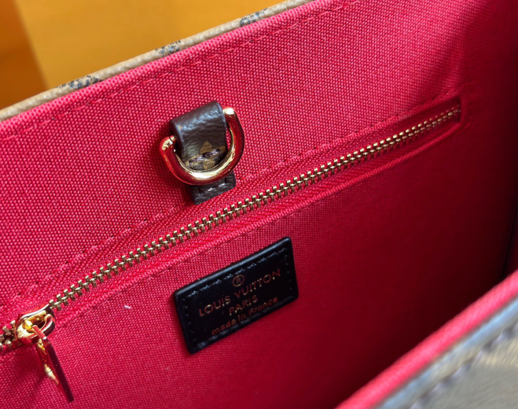 LOUISVUITTON　ルイヴィトン 　OnTheGo　オンザゴーPM　モノグラム・ジャイアント・リバース　レディースバッグ　ショルダーバッグ　ハンドバッグ　2WAYバッグ - 画像 5