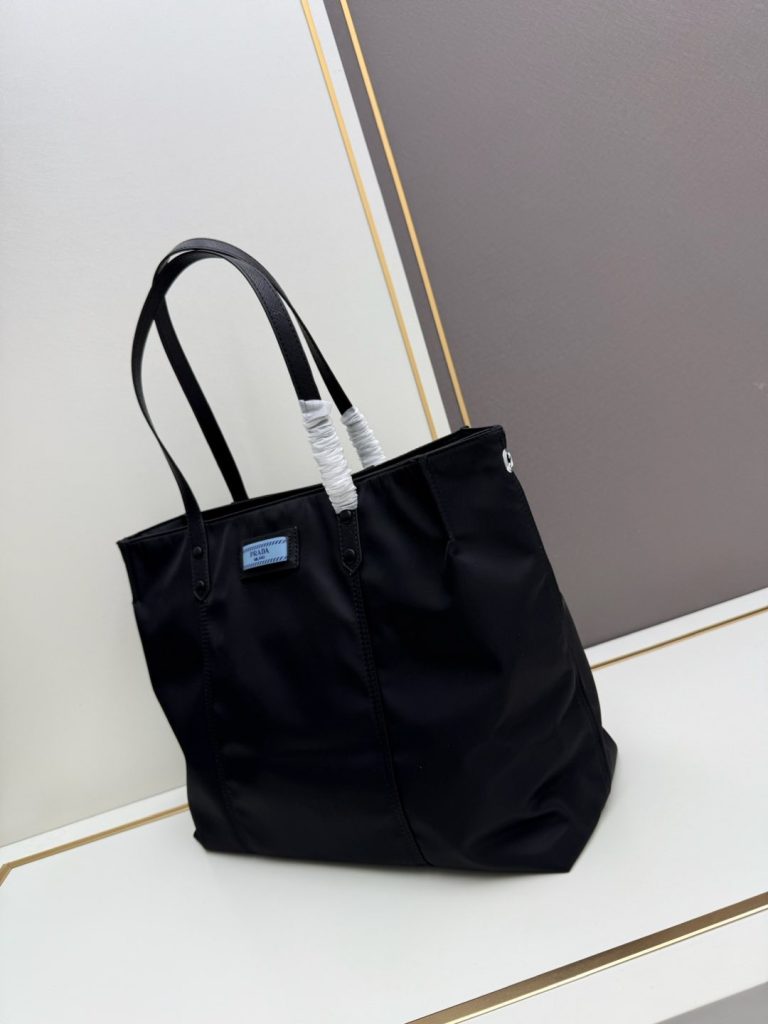 PRADA　プラダ　エティケット　ナイロン×レザー　トートバッグ　レディース　メンズ　バッグ　ショッピングトートバッグ　ブラック　無地 - 画像 3