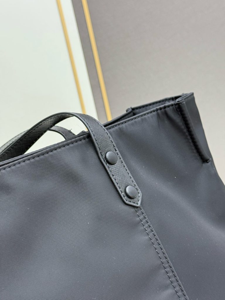 PRADA　プラダ　エティケット　ナイロン×レザー　トートバッグ　レディース　メンズ　バッグ　ショッピングトートバッグ　ブラック　無地 - 画像 5