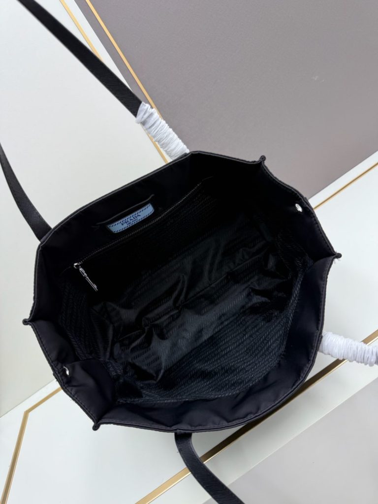 PRADA　プラダ　エティケット　ナイロン×レザー　トートバッグ　レディース　メンズ　バッグ　ショッピングトートバッグ　ブラック　無地 - 画像 7