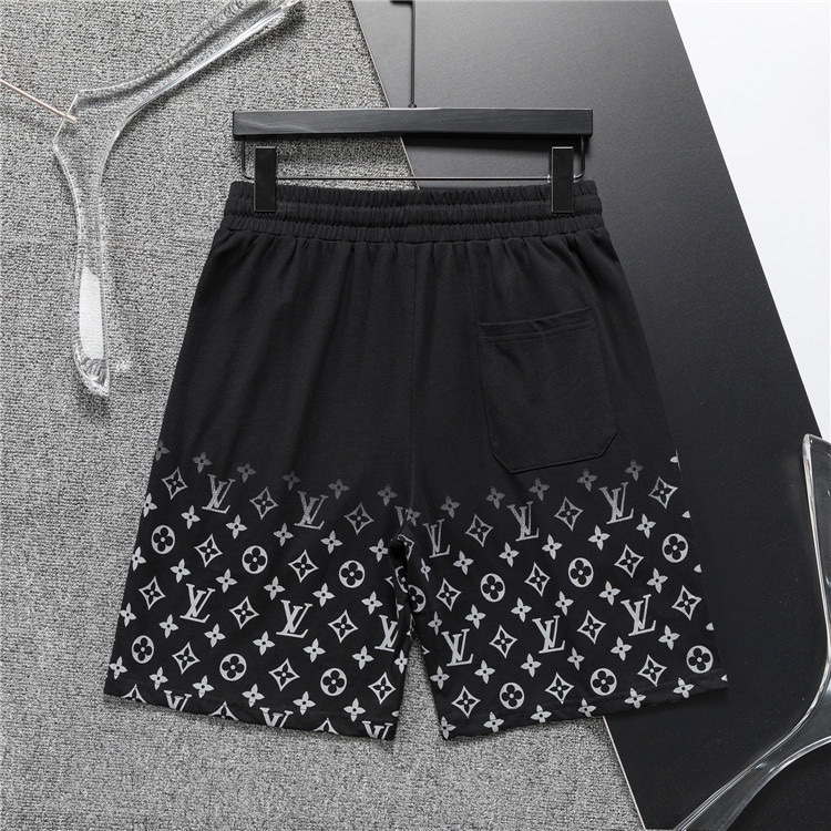 ルイヴィトン Louis Vuittonセットアップ　上下2点セット　モノグラム　半袖Ｔシャツとショートパンツ　プリントロゴ　LVカジュアルウェア - 画像 7