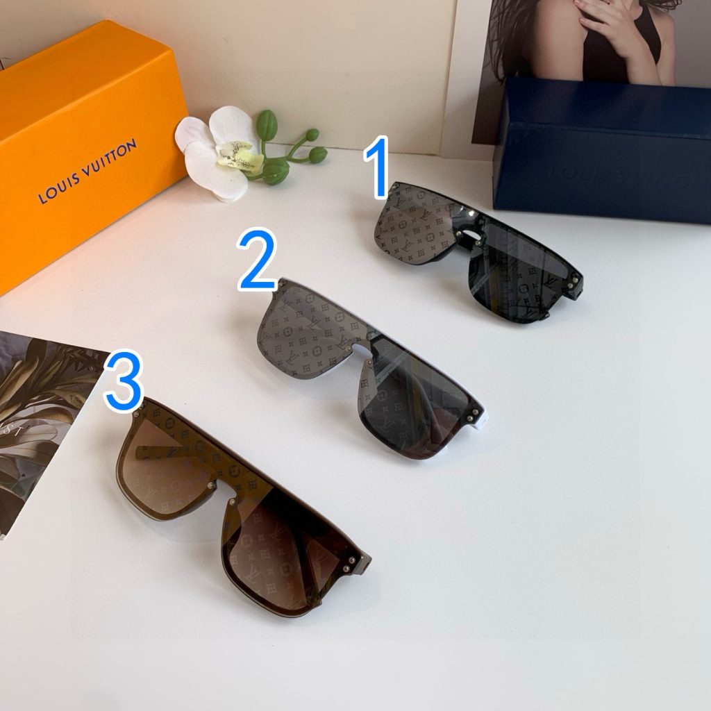 LOUIS VUITTON ルイヴィトン サングラス フレーム一体型 インサート ブラック｜休日に使いやすいファッションアイテムを写真で確認