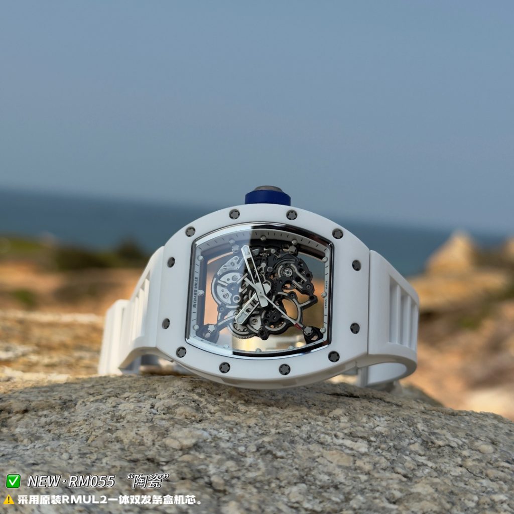 RICHARD MILLE リチャードミラー 腕時計 本革 軽量 通勤 ホワイト - 画像 5