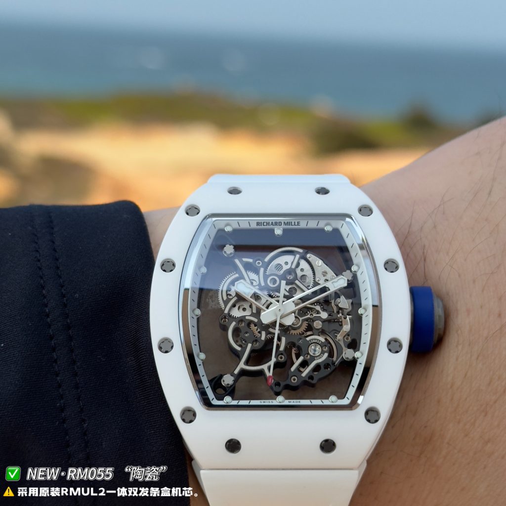 RICHARD MILLE リチャードミラー 腕時計 本革 軽量 通勤 ホワイト - 画像 7