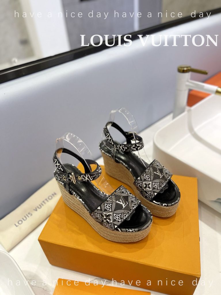 カジュアルオシャレ　Louis Vuitton　ルイヴィトン　ウェッジヒール　サンダル　ビーチサンダル　厚底スリッパ　モノグラム　レディース 　6色 - 画像 8