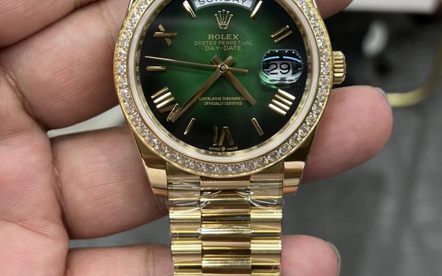 Rolexの腕時計を予算内で探す前に見るブラックのポイント