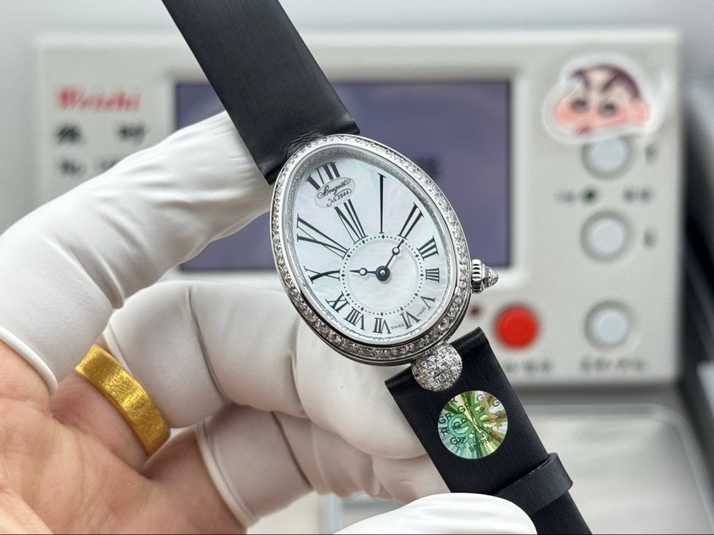 BREGUET ブルジェ エルゴノミクス レディース 腕時計 オーバル型 パール文字盤 ブラック - 画像 2