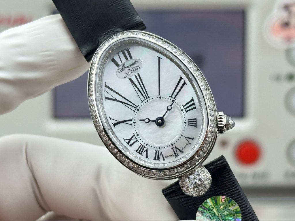 BREGUET ブルジェ エルゴノミクス レディース 腕時計 オーバル型 パール文字盤 ブラック - 画像 4