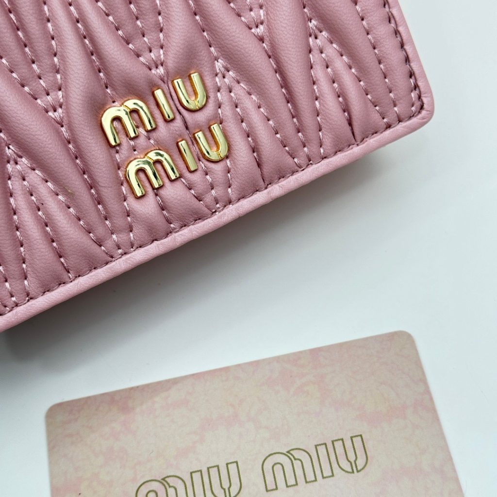 Miu Miu ミウミウ カードケース プチウォレット ミレフィア ラメ入り ピンク - 画像 6
