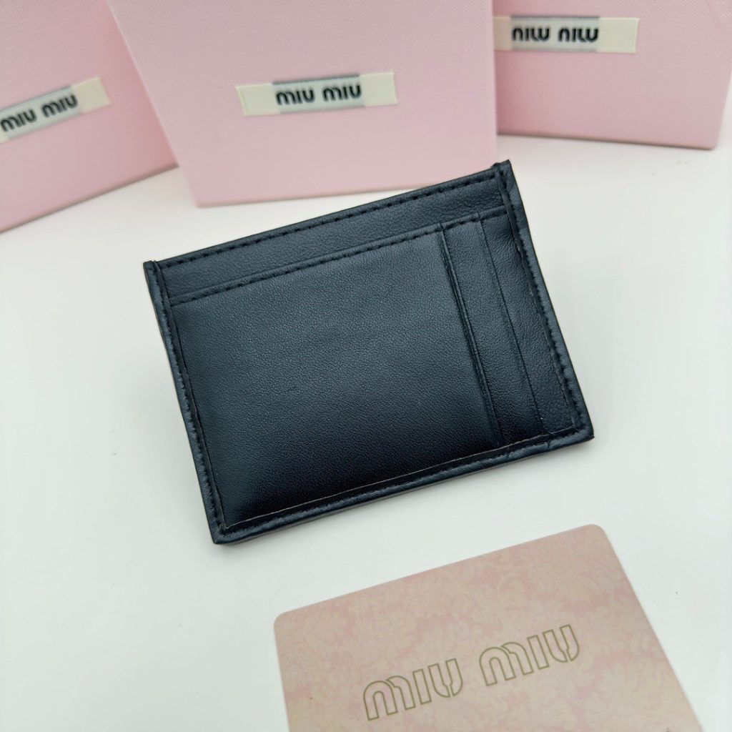 Miu Miu ミュウミュ カードケース ミニ財布 ブラック ピンク ブルー 全3色 - 画像 3
