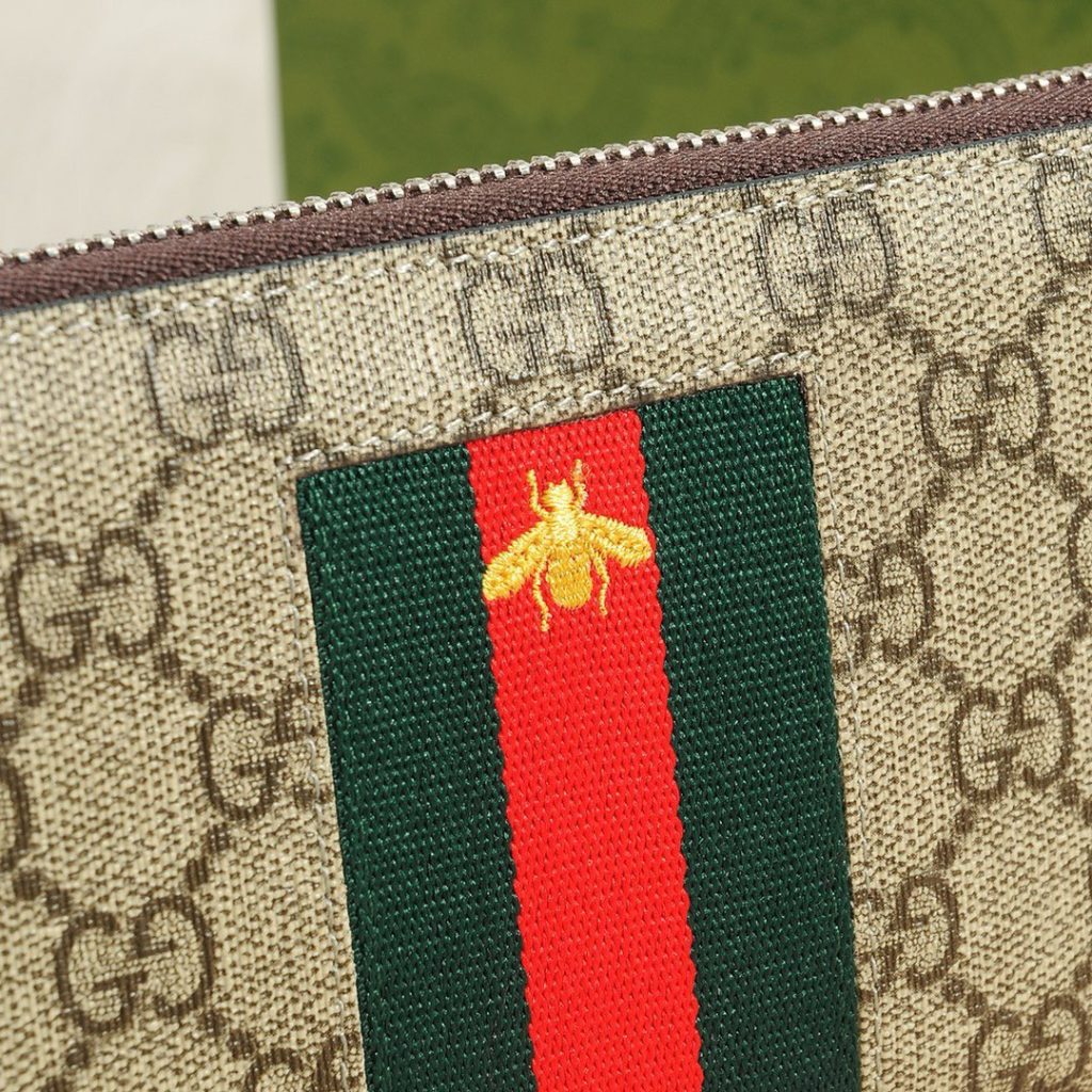 GUCCI グッチ 蜜蜂PVC ロングジップ長財布 レディース 単一フード付き 21x11cm ベージュ - 画像 5