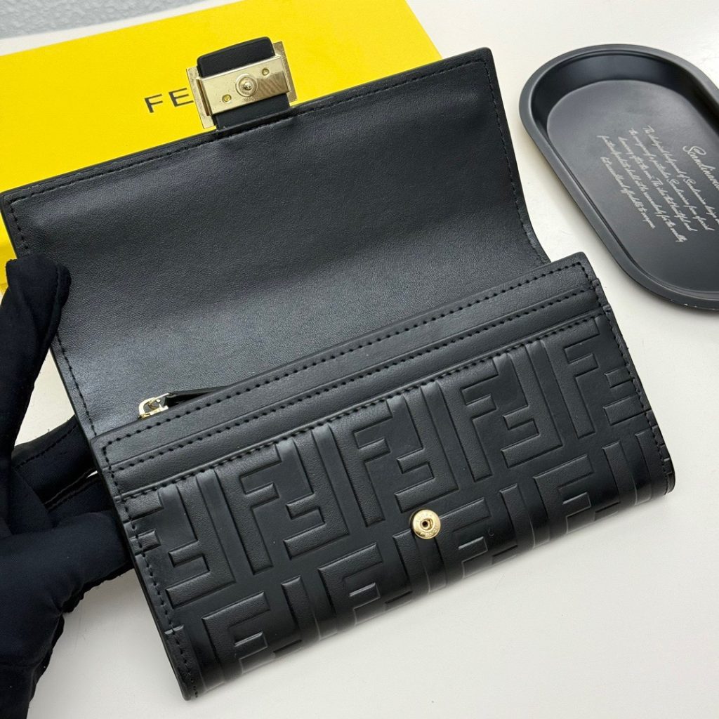 FENDI コピー 長財布 フェンディ モノグラム ファスナー ポーチ付き 黒 黒棕 大象灰 棕色 - 画像 8