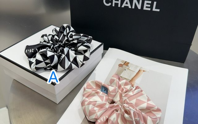 Pradaのその他を予算内で探す前に見るカジュアルのポイント