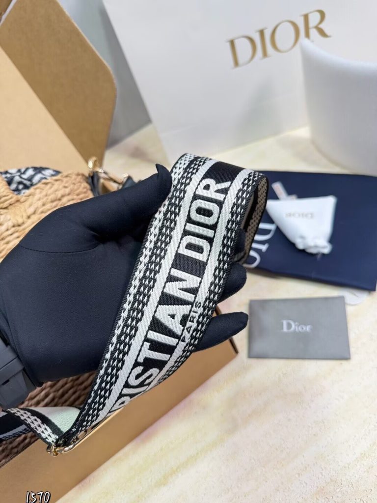 ディオール　Dior　カゴバッグ　バスケットバッグ　2WAY　トートバッグ　刺繍ロゴ　レディース　送料込み - 画像 7
