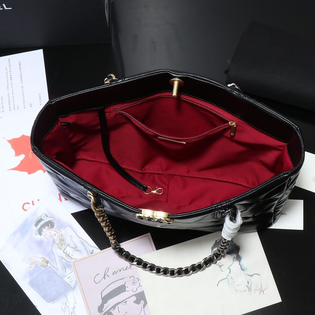 シャネル　CHANEL トートバッグ　黒（ブラック）　ハンドバッグ　旅行バッグ　レザー　レディースバッグ - 画像 6