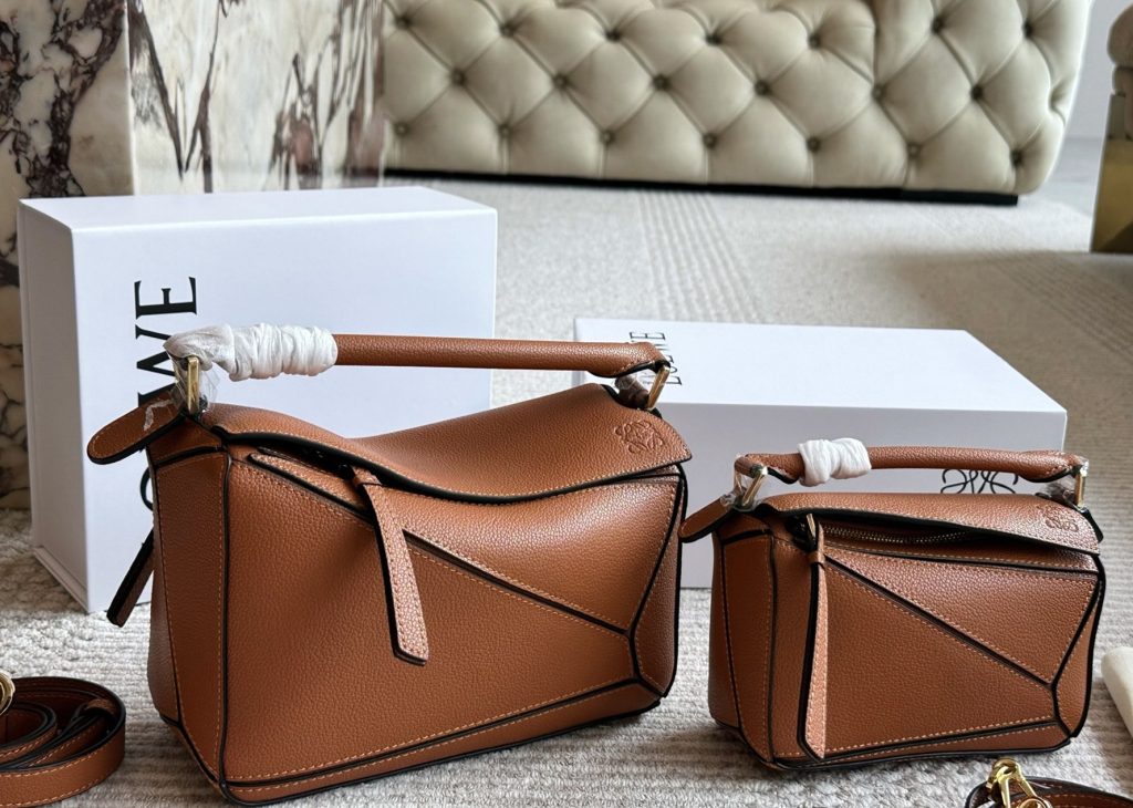 LOEWE　ロエベ　パズル エッジ バッグ　ミニ/スモール　Puzzle Edge Bag　レディース　ハンドバッグ　ショルダーバッグ　5色 - 画像 4