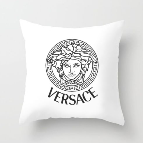 Versaceクッションカバー　ヴェルサーチクッションカバー　ベルサーチクッション　人気オススメ　インテリア小物 - 画像 4