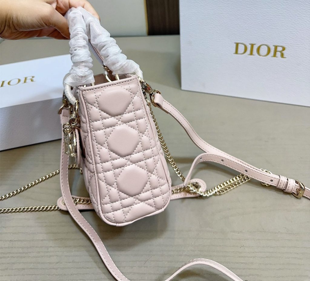 クリスチャンディオール　レディ ディオール バッグ ミニ　Christian Dior　クロコ　可愛いLady Dior Bag Mini 　バッグ　 女性　ショルダーバッグ　レザー 　ハンドバッグ　　4色 - 画像 8