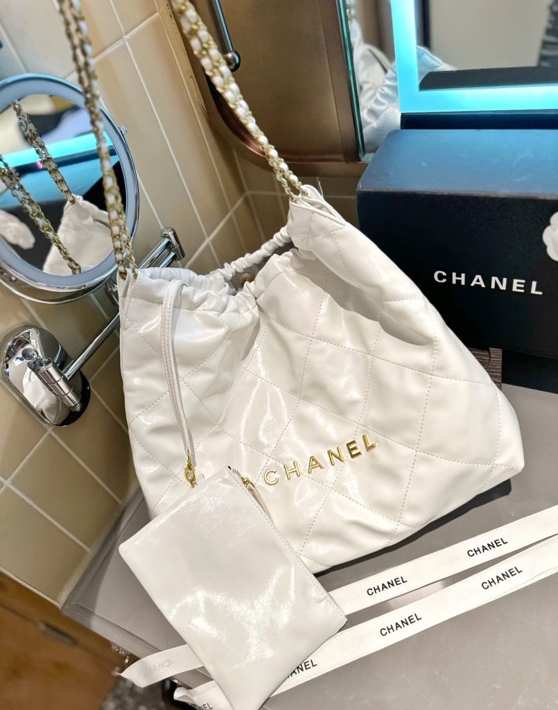 シャネル　CHANEL22　スモールサイズ　ポーチ付き　トートバッグ　ハンドバッグ　肩がけバッグ　レディースバッグ　7色 - 画像 3