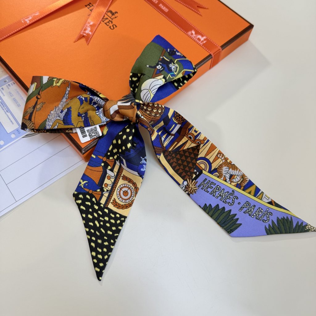 人気 エルメス Hermes Twilly ツイリー スカーフ レディーススカーフ Scarf 多用途ツイリー 細長スカーフ 3点 - 画像 2