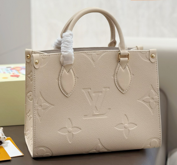 LOUIS VUITTON　ルイヴィトン　トートバッグ　オンザゴーPM　6色　ハンドバッグ　ショルダーバッグ　モノグラム　レディースバッグ - 画像 3