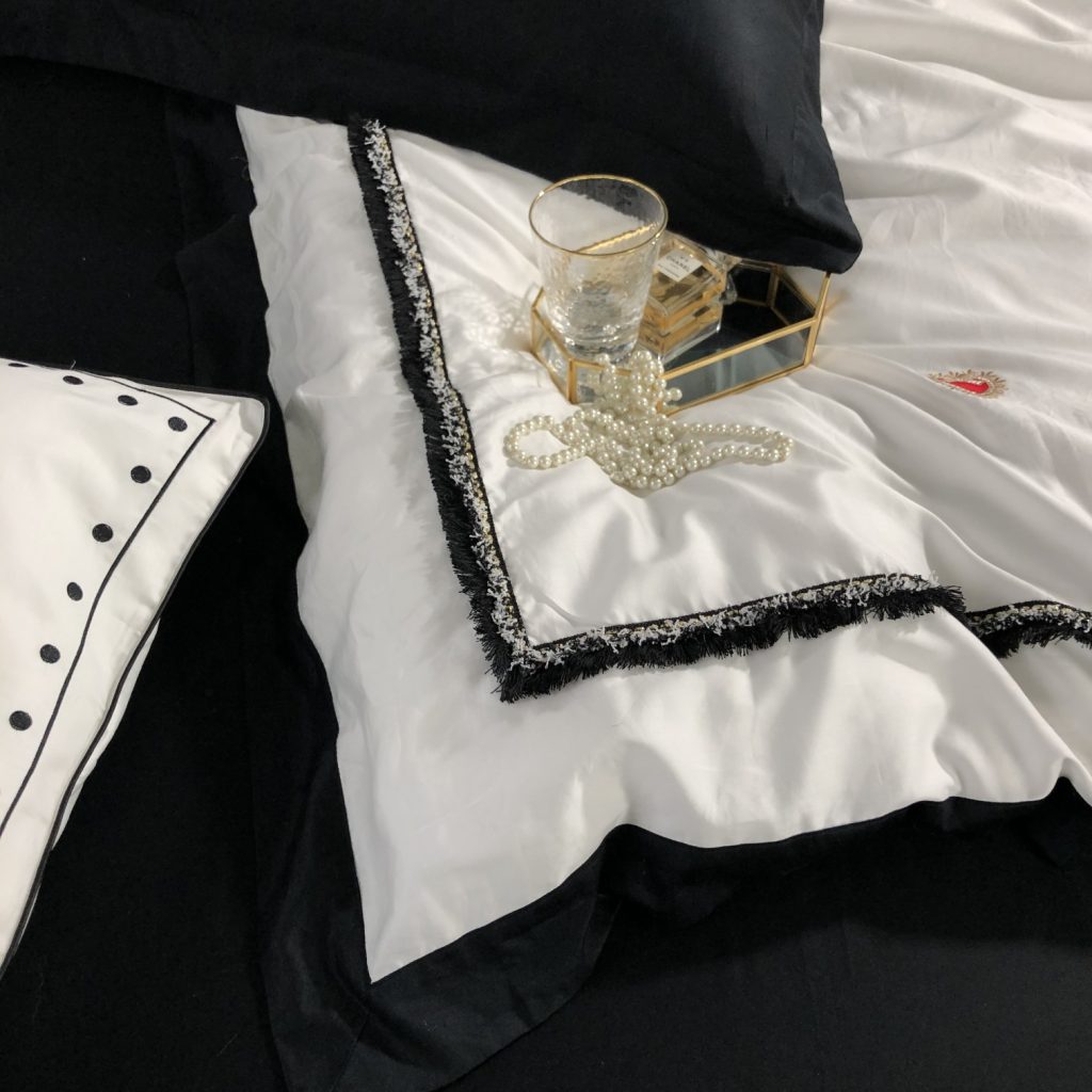 Dior　ディオール　掛け布団カバー4点セット　ベッド寝具　ボックスシーツ/枕カバー　コットン刺繍　2種類 - 画像 3