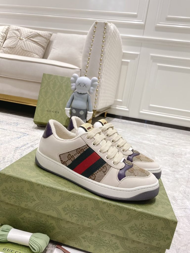 GUCCI メンズ シューズ｜日常での合わせやすさを写真で確認 - 商品画像 3