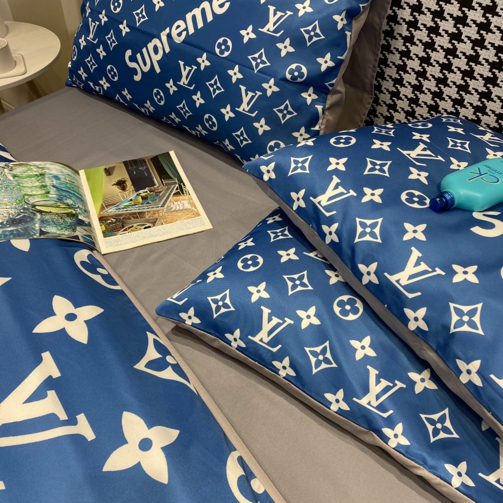 シルク生地　掛け布団カバーセット4点　ダブルサイズ/キングサイズ すべすべベッドカバー　ルイヴィトン シュプリーム/Supreme　3色 - 画像 3
