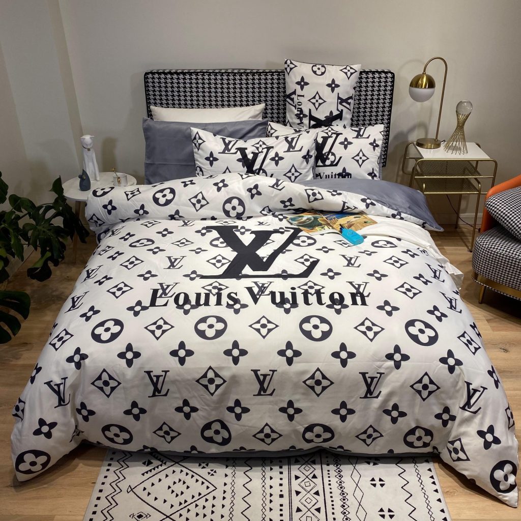 ルイヴィトン LOUIS VUITTON シルク生地 掛け布団カバーセット4点 ダブルサイズ/キングサイズ すべすべベッドカバー 5色 - 画像 4