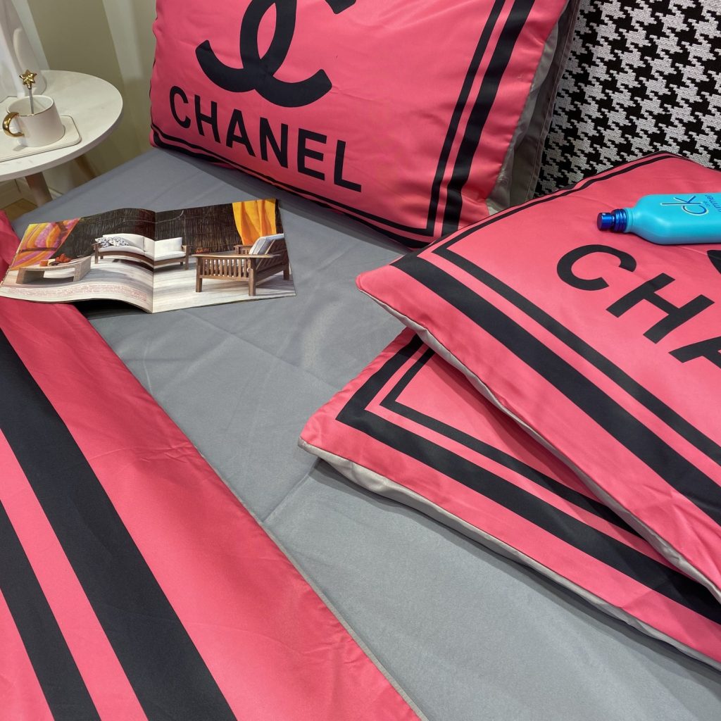 シルク生地　掛け布団カバーセット4点　ダブルサイズ/キングサイズ すべすべベッドカバー　シャネルCHANEL　3色 - 画像 5